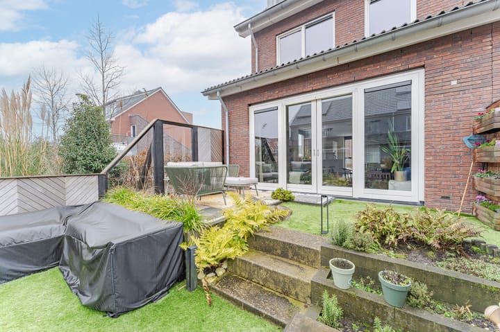 Foto 15 van Kweepeer 23