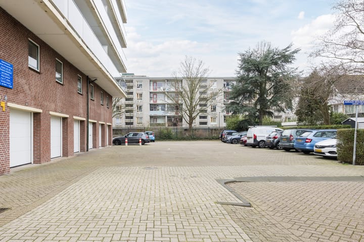 Foto 23 van Adriaen Brouwerstraat 104