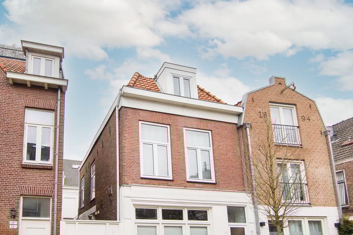 Foto 2 van Kennemerstraat 13-B