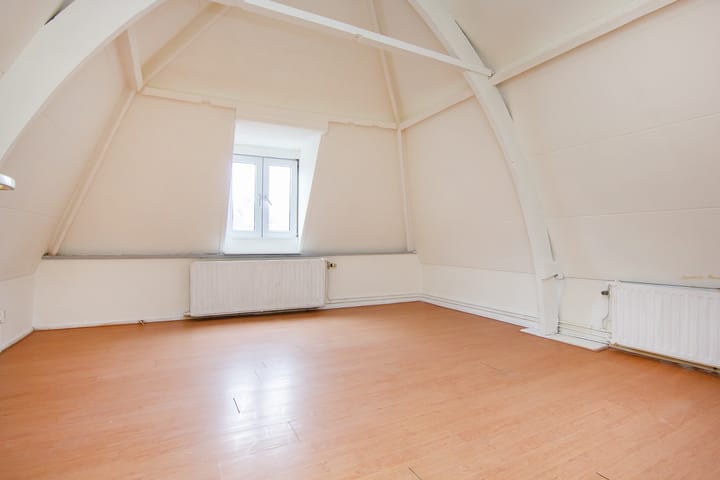 Foto 4 van Kennemerstraat 13-B