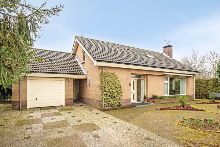 Foto 1 van Van Balverenweg 8