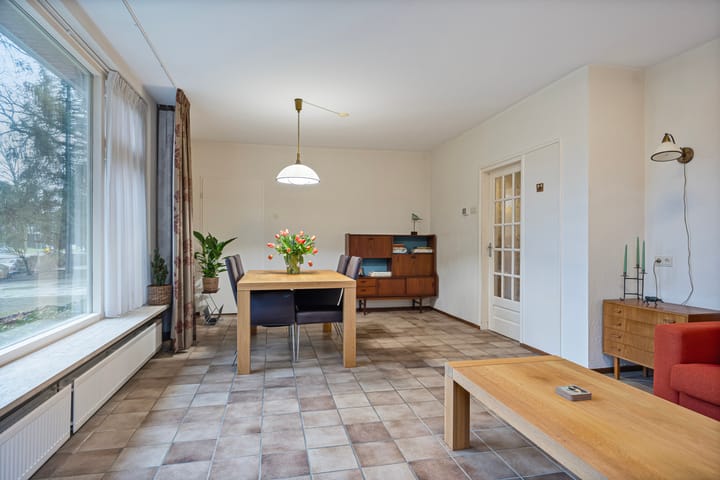 Foto 4 van Van Balverenweg 8