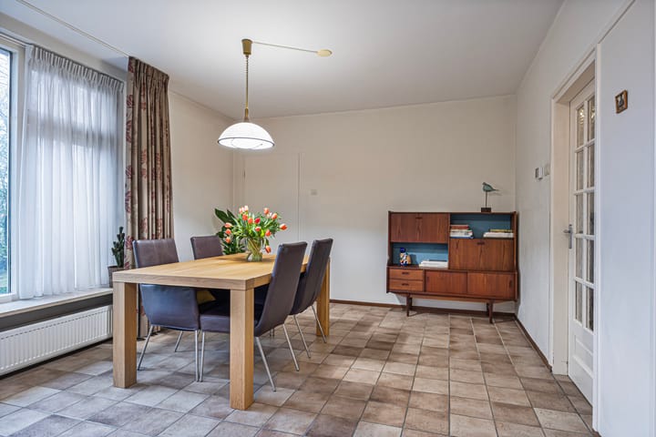 Foto 5 van Van Balverenweg 8