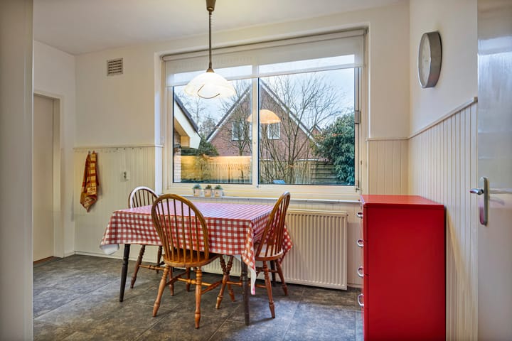 Foto 8 van Van Balverenweg 8