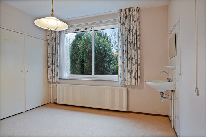 Foto 10 van Van Balverenweg 8