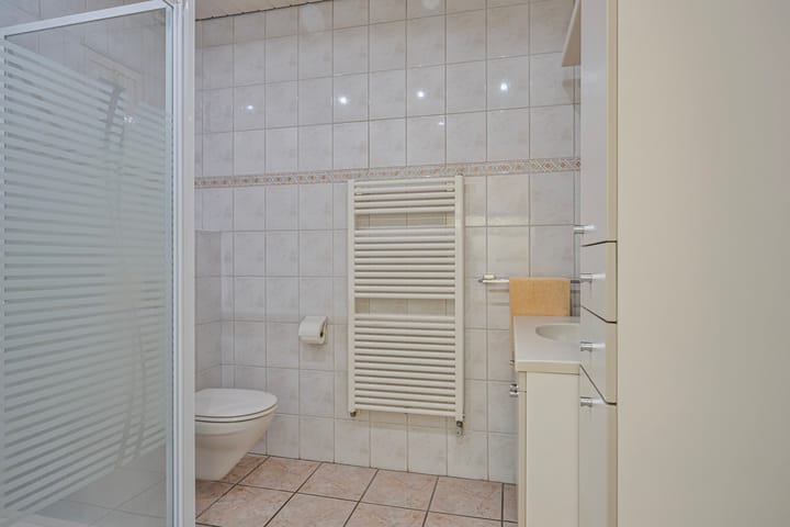 Foto 13 van Van Balverenweg 8