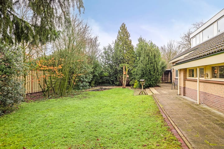 Foto 31 van Van Balverenweg 8