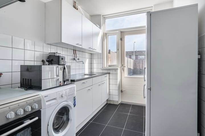 Foto 12 van de Genestetplantsoen 8