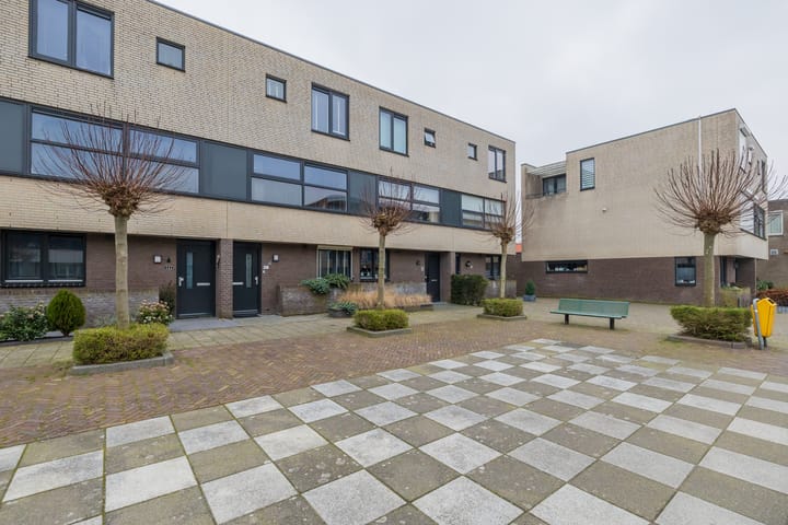 Foto 2 van Kanaalstraat 141-A