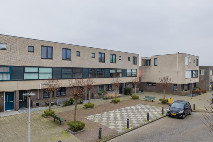 Foto 57 van Kanaalstraat 141-A