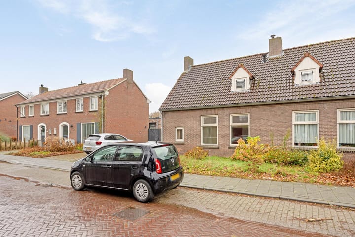 Foto 30 van Sint Genovevastraat 32