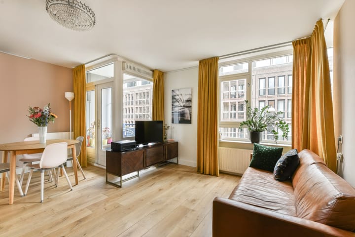 Foto 2 van Czaar Peterstraat 39-B