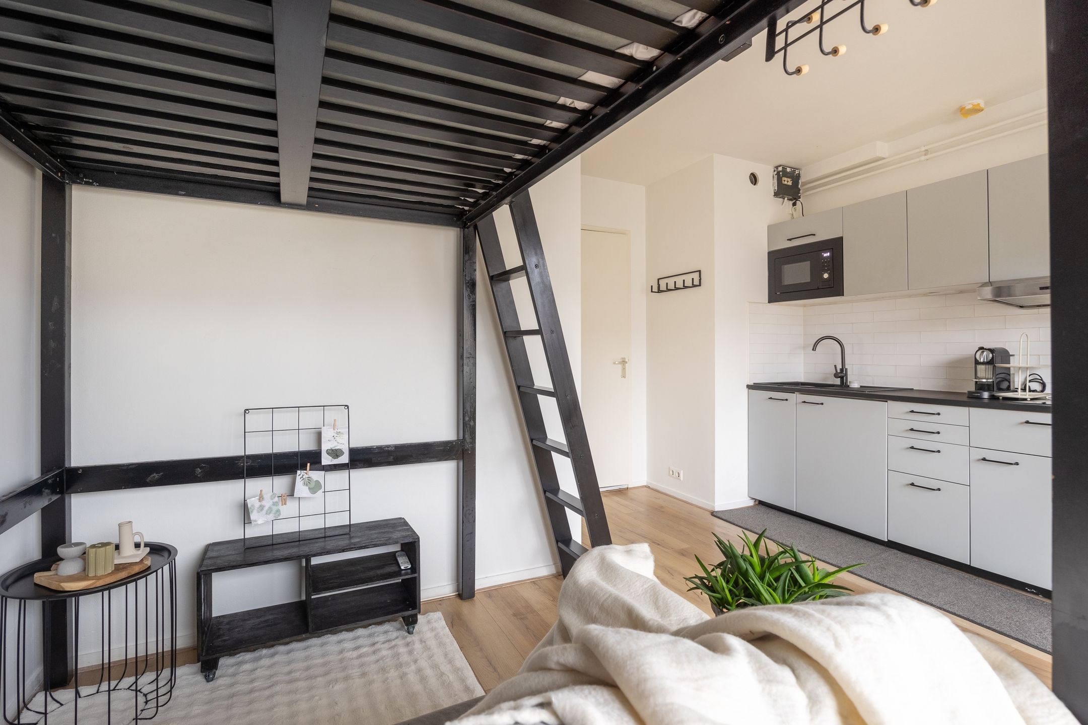 Foto 12 van Amsterdamsestraatweg 494