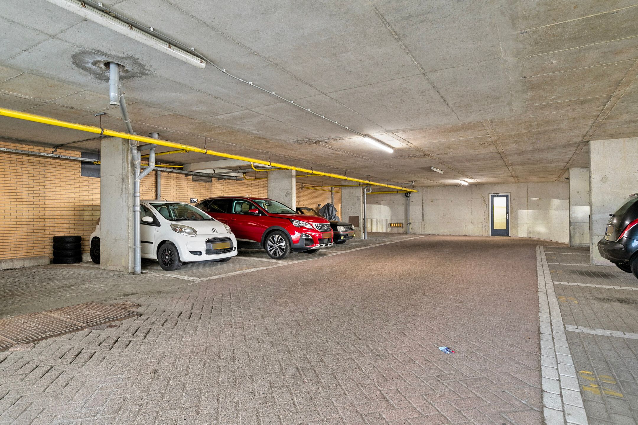 Foto 24 van Kalhuisplaats 84