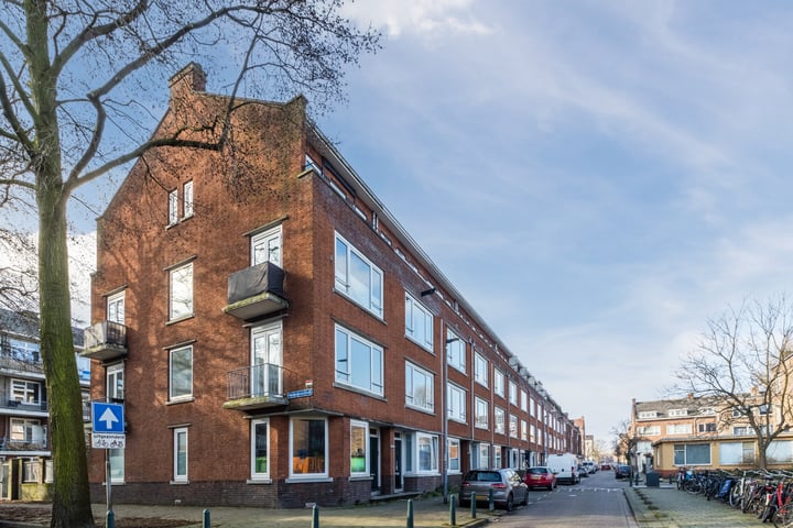 Bekijk foto van Russischestraat 70 B01