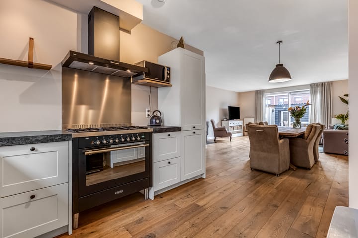 Foto 13 van Christinastraat 53