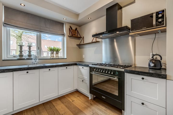 Foto 14 van Christinastraat 53