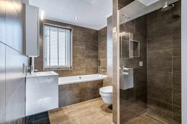 Foto 18 van Christinastraat 53