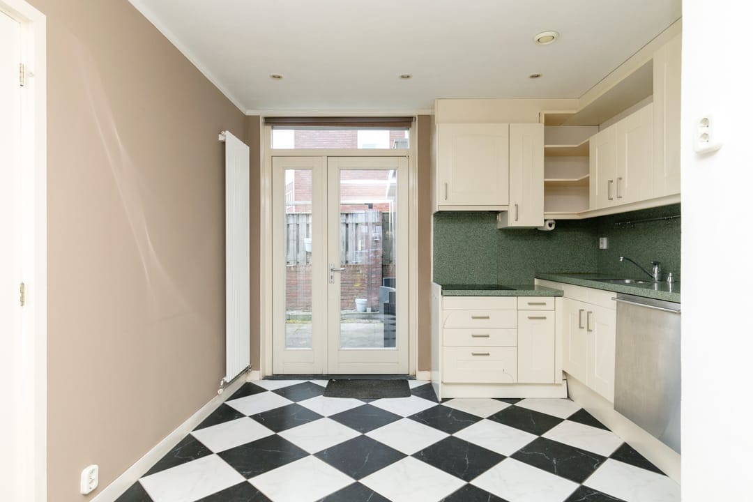 Foto 2 van Julianalaan 13