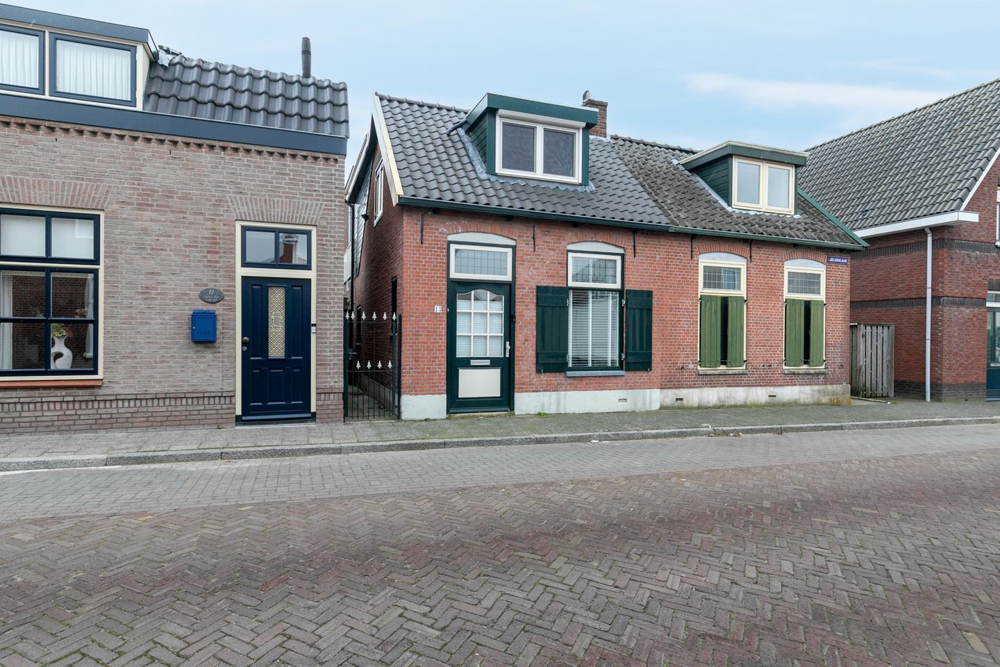 Foto 10 van Julianalaan 13