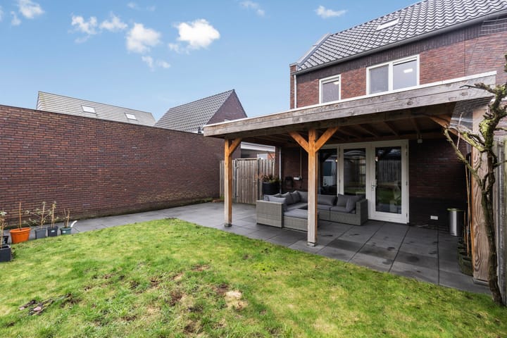 Foto 31 van Tarwestraat 25