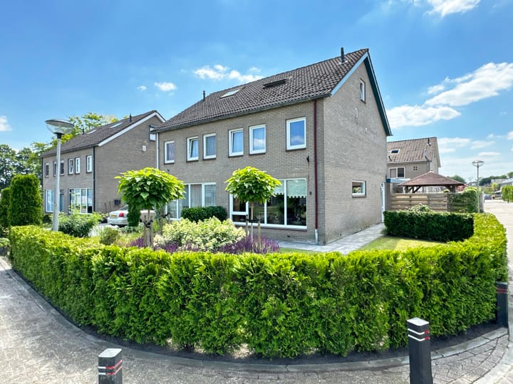 Foto 1 van Elemastraat 9