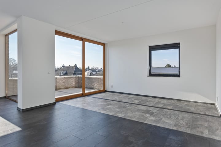 Photo 13 of Wilhelminaplein 49