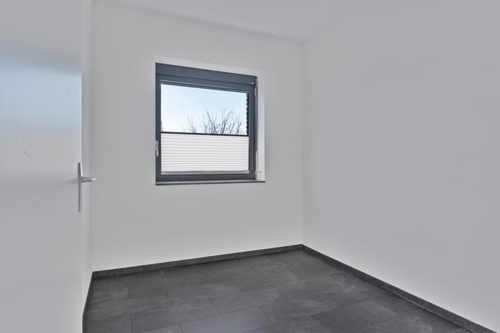 Photo 32 of Wilhelminaplein 49