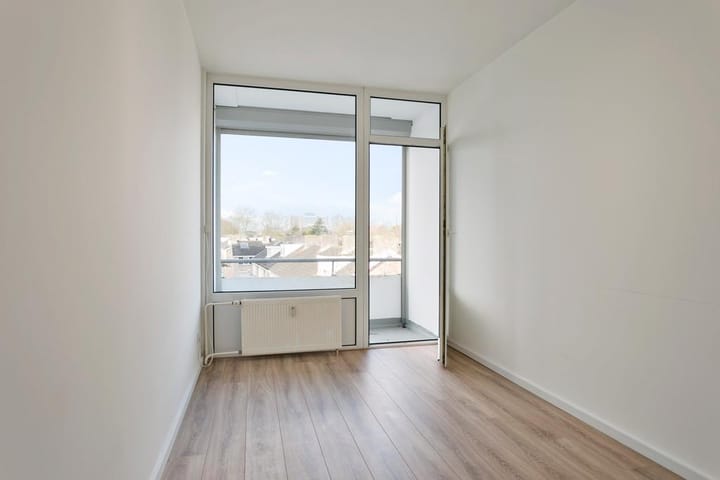 Foto 13 van Generaal de Carislaan 22