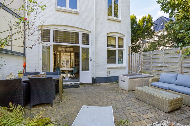 Foto 15 van Zandvoortselaan 15