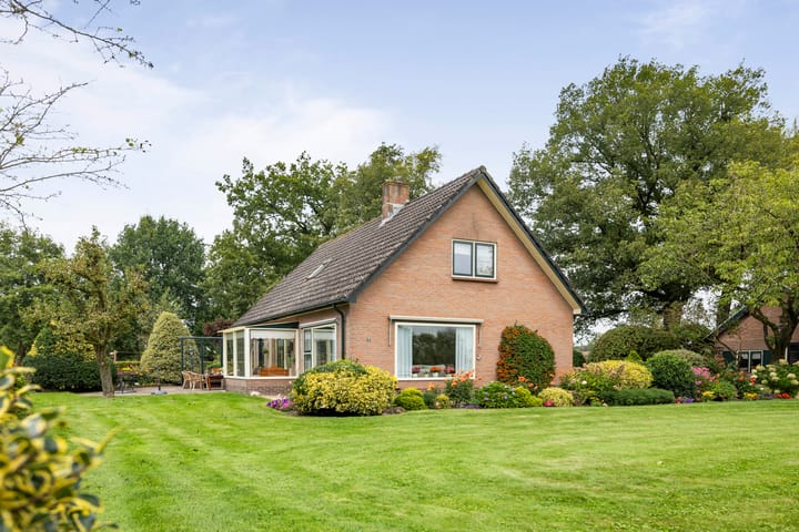 Foto 28 van Papenstraat 9