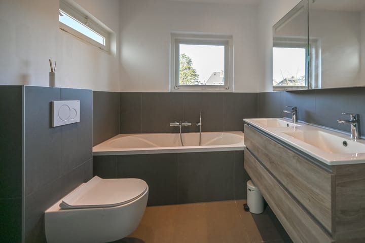 Photo 23 of Rijnegomlaan 23