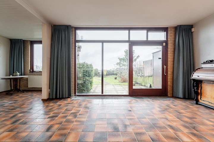 Foto 8 van Alpenroos 12