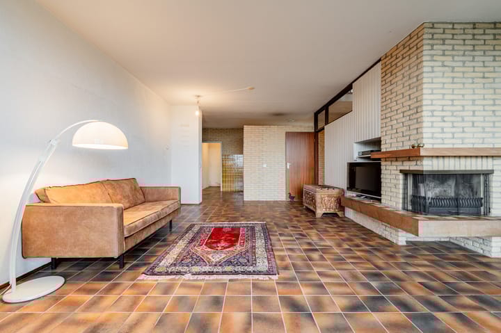 Foto 9 van Alpenroos 12