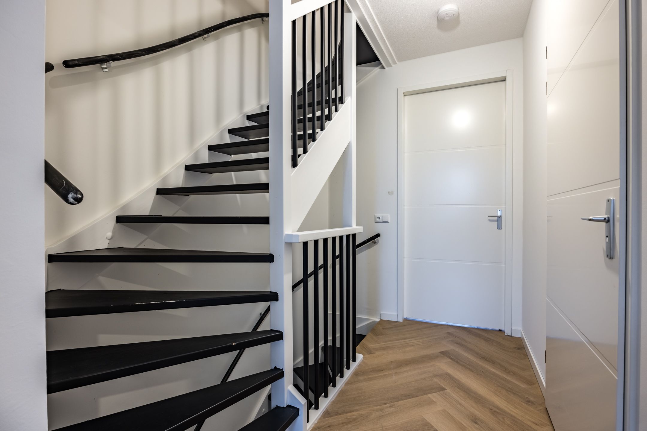 Foto 21 van Akelei 8