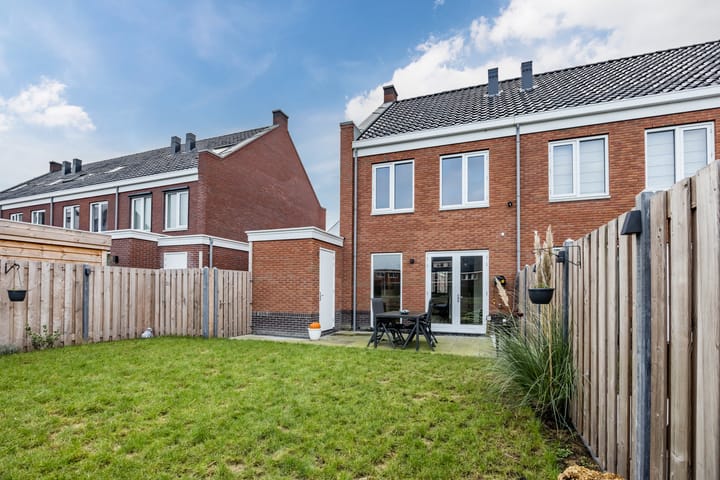 Foto 42 van Akelei 8