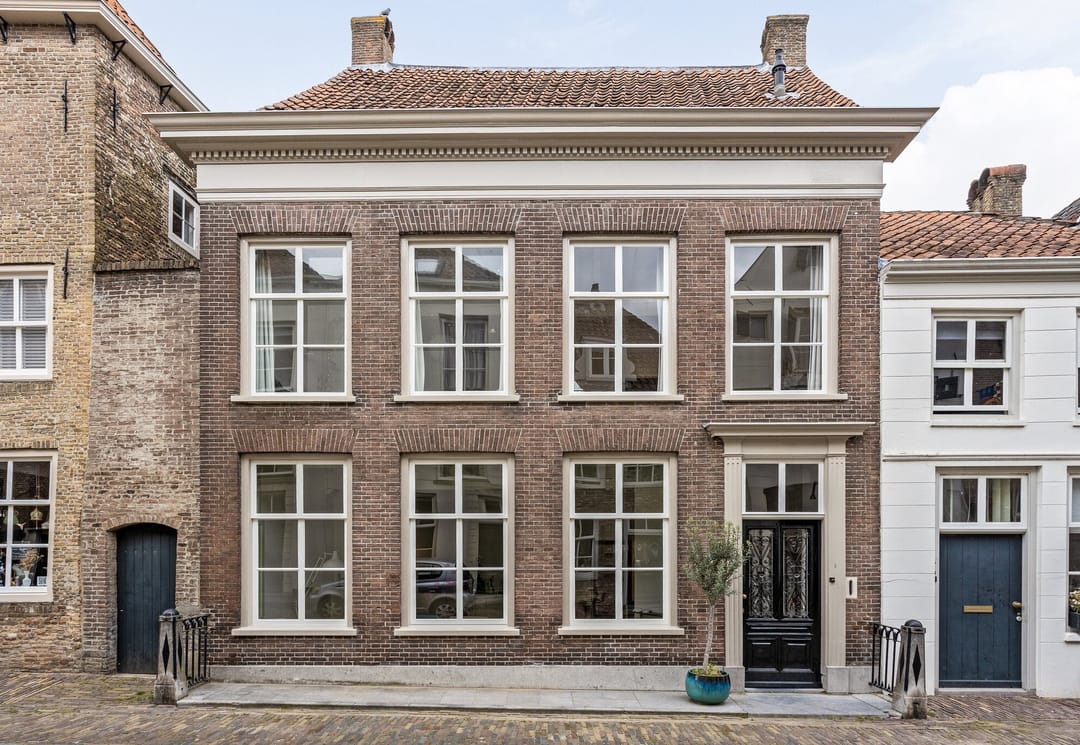 Photo 1 of Nieuwstraat 3