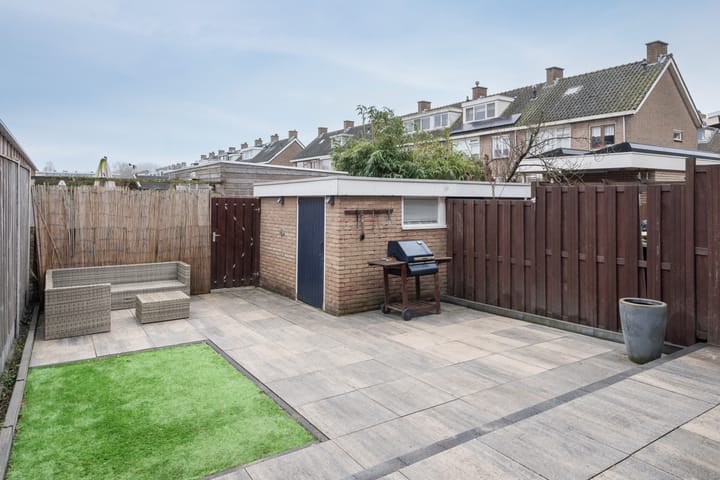 Photo 9 of Begoniastraat 25