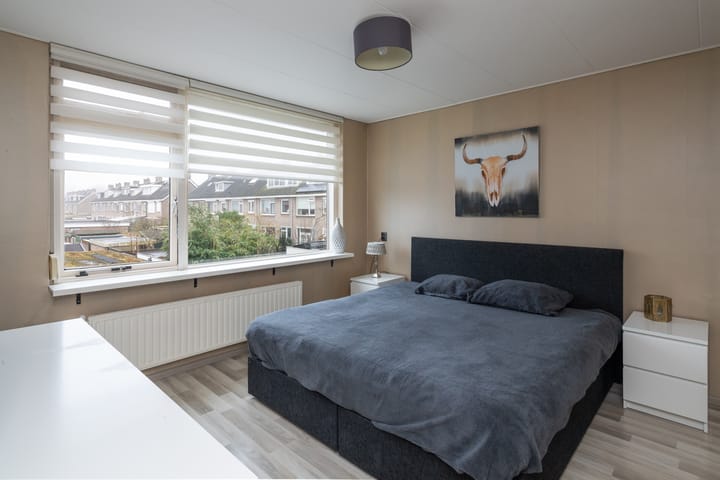 Photo 12 of Begoniastraat 25