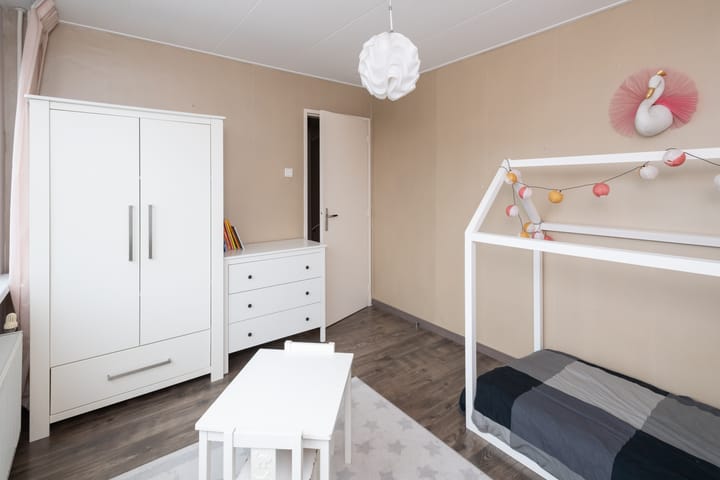 Photo 16 of Begoniastraat 25