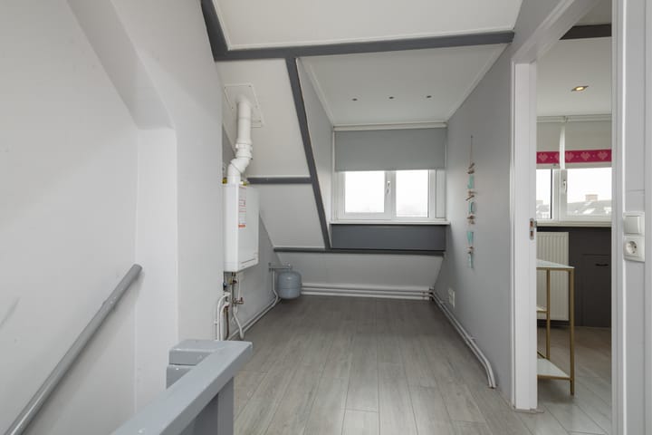 Photo 23 of Begoniastraat 25