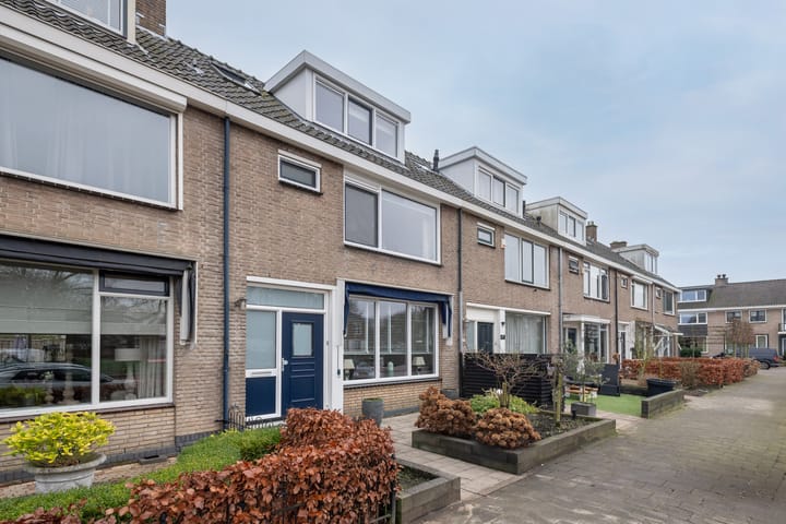 Photo 27 of Begoniastraat 25