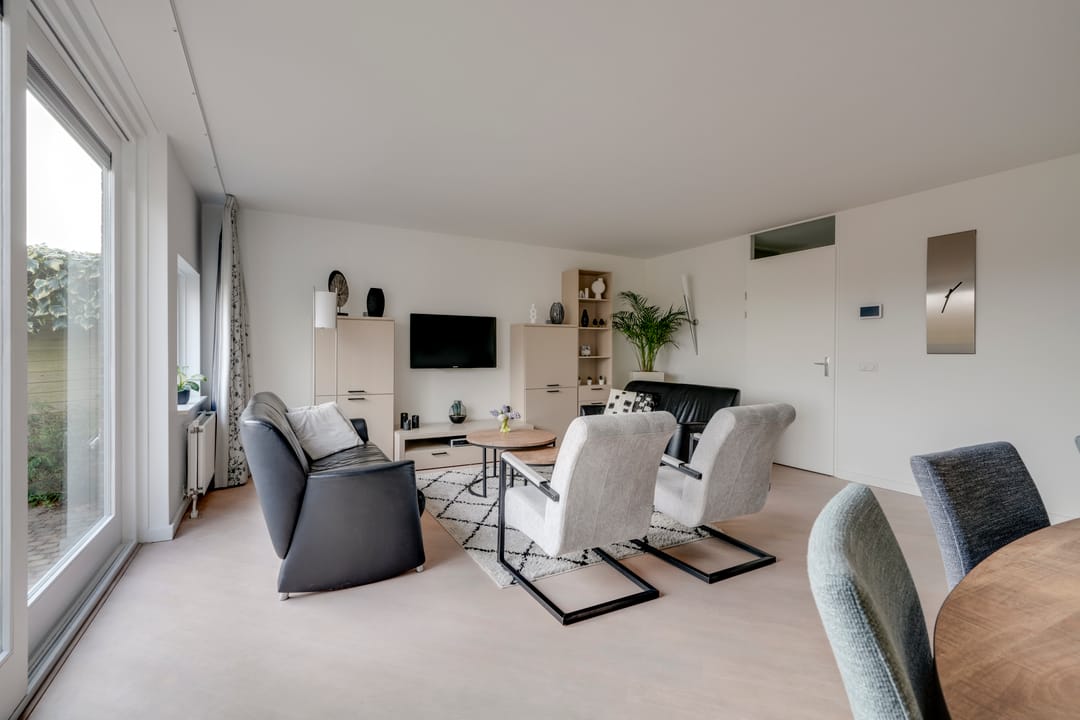 Foto 16 van Helenahoeve 25