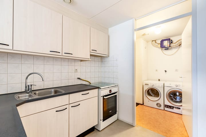 Foto 24 van Romkeslaan 30