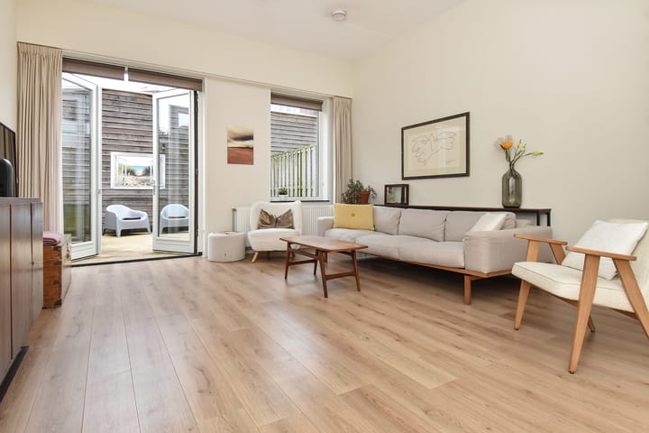 Foto 3 van De Constant Rebecquestraat 27