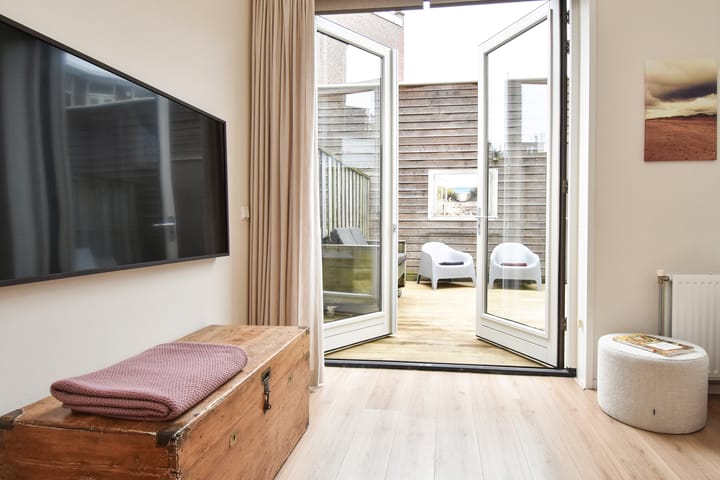 Foto 5 van De Constant Rebecquestraat 27