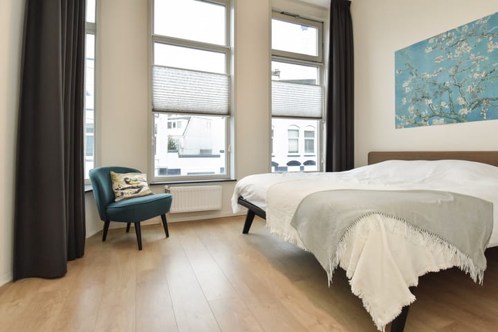 Foto 22 van De Constant Rebecquestraat 27