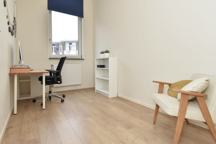 Foto 28 van De Constant Rebecquestraat 27