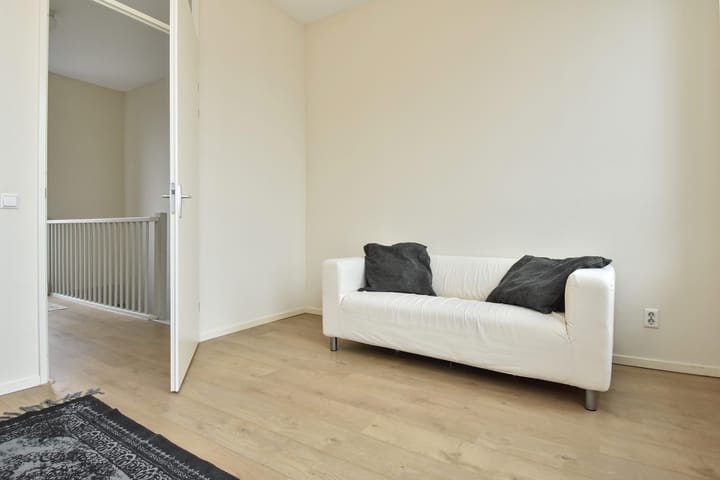 Foto 37 van De Constant Rebecquestraat 27