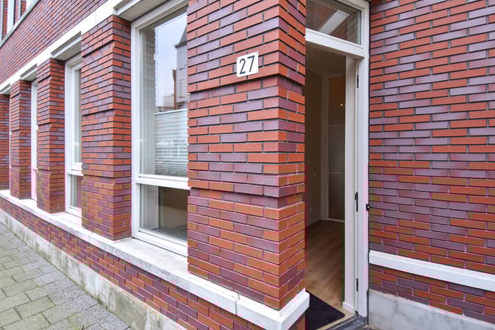 Foto 44 van De Constant Rebecquestraat 27